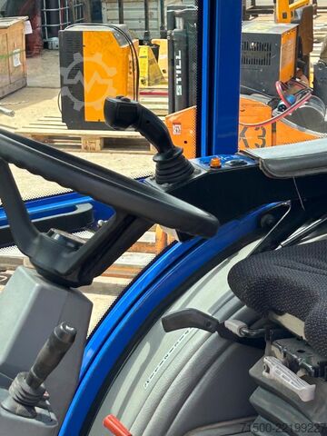 Compact tractor Iseki TH 4295 AHL (TH 4 A)