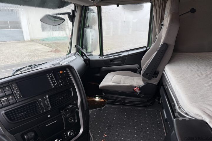 LKW mit Kofferaufbau Iveco 190S42 Stralis 4x2 Koffer/HB / Swiss-Vehicle