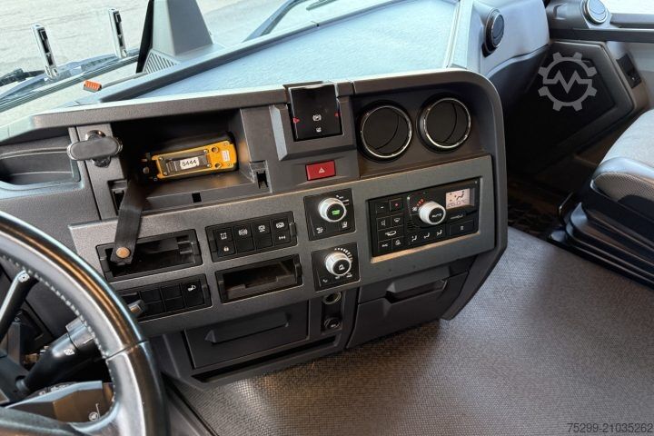 LKW mit Pritsche & Plane Renault T 460 4x2 Pritsche-Plane / Swiss-Vehicle