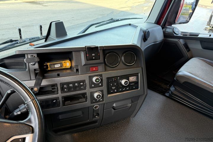 LKW mit Pritsche & Plane Renault T 460 4x2 Pritsche-Plane / Swiss-Vehicle