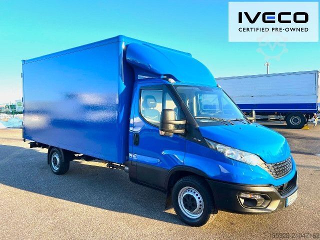 Box van IVECO 35S18H Koffer / Portaltüren, 3L Hubraum!