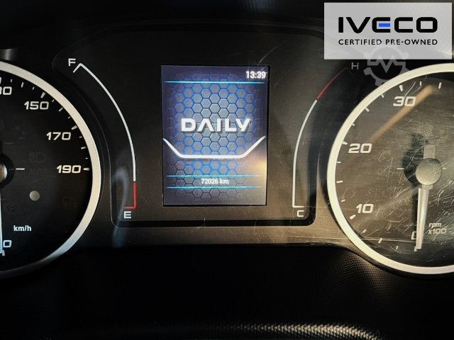 Box van IVECO 35S18H Koffer / Portaltüren, 3L Hubraum!