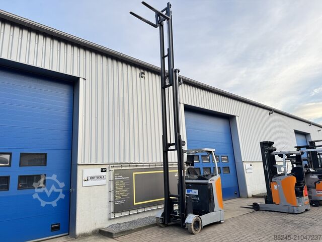 VS-22615 Triplex Außen-Reachtruck Still FM-X17SE STILL FM-X17SE