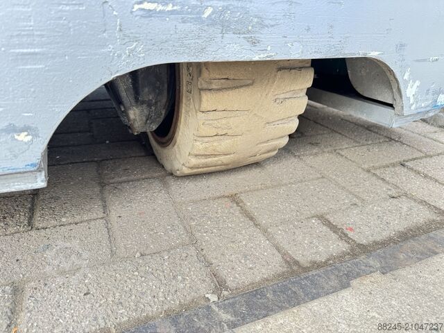 VS-22615 Triplex Außen-Reachtruck Still FM-X17SE STILL FM-X17SE