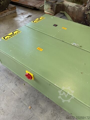 Remote-controlled tensioning trailer MÖHRINGER ROBOCONTROL