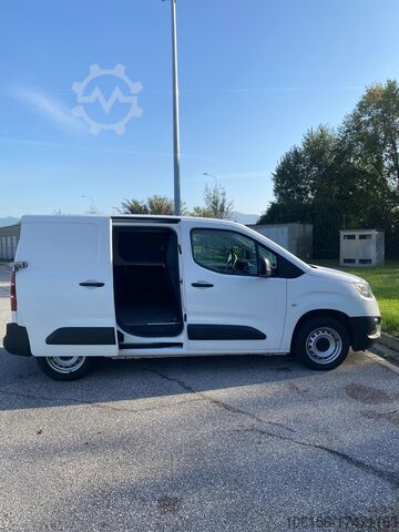 Panel van TOYOTA PROACE CITY 100cv