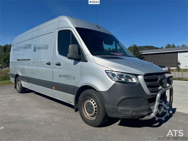 Panel van Mercedes-Benz Sprinter van. Approved until 05.2026.