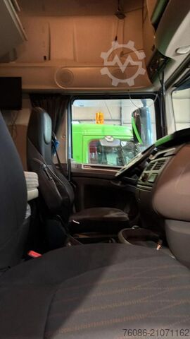 Standard-SZM DAF XF 530 FTN CRANE/GRUE/KRAN FASSI 54 TM!!