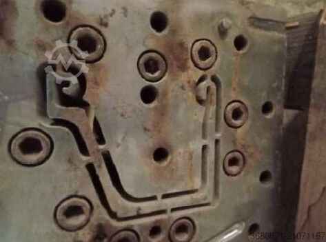 Formen zur Produktion von Dachrinnensystemen und weiteres  Royal Dual Wall Gutter; 125