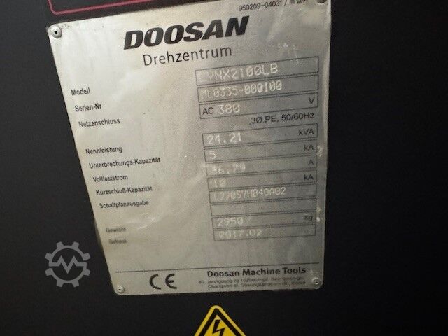 CNC-Drehmaschine mit Siemens 828D Doosan Lynx 2100 LB