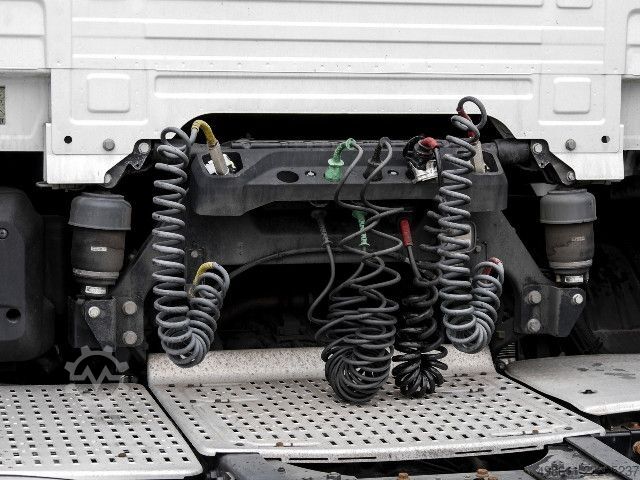 Standard SZM DAF XG 480 FT + INTARDER + 2x TANK + FULL SPOILER