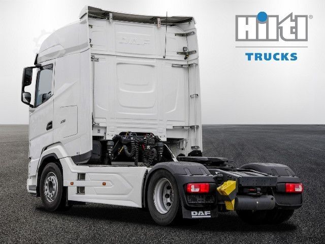 Standard SZM DAF XG 530 FT + 2x TANK + FULL SPOILER + ROOF AIRCOND