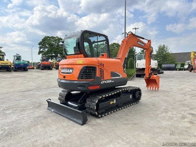 Raupenbagger Doosan DX55-9CN