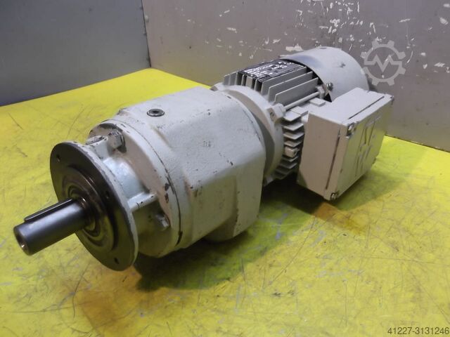 Gear motor 0.25 kW 25 rpm SEW Eurodrive** RF43DT71C4BM
