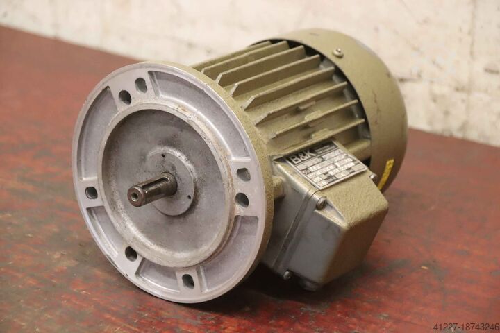 Electric motor 0.37 kW 2800 rpm B&K 1LA2026-4AB