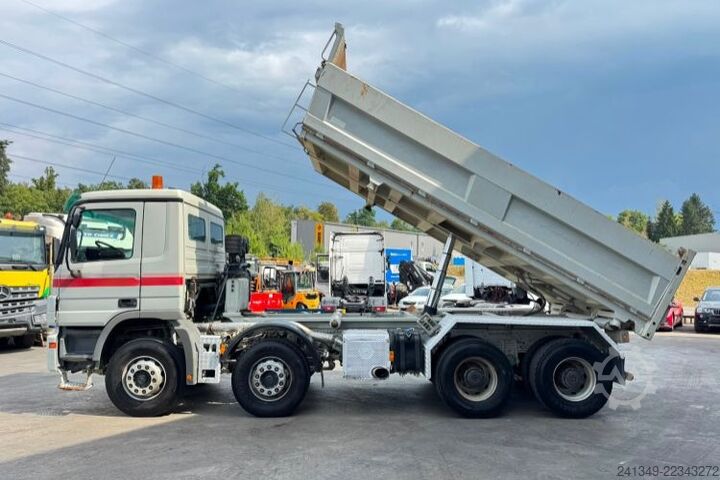 Tipper truck MERCEDES-BENZ Actros 3246 8x4 Moser (Export)