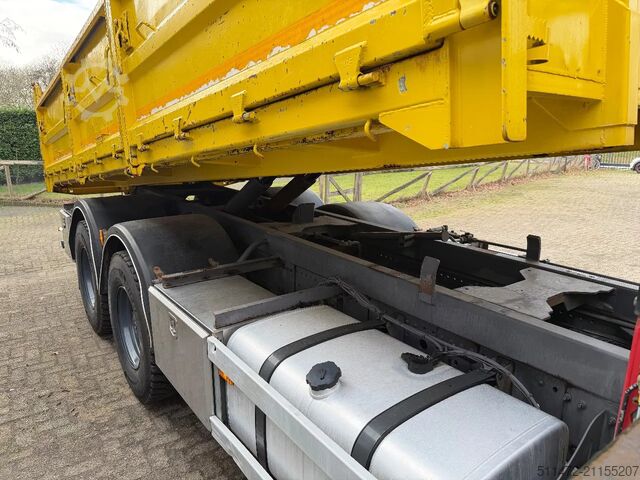 Kranwagen Mercedes-Benz Actros 2636 / 6x4 / HMF2020 - K2 / WAF Kipper /...