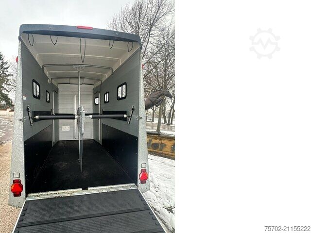 Viehanhänger Humbaur Notos Xtra 2-Pferdeanhänger