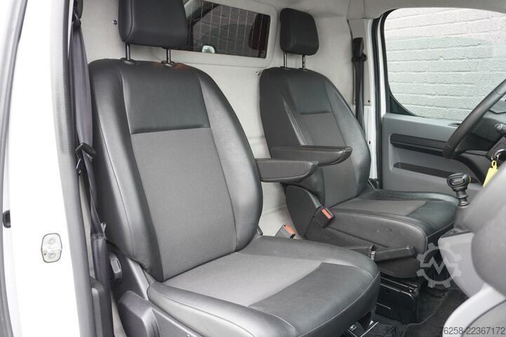 Delivery van Peugeot Expert 1.5 BlueHDI 100PK L2 EURO 6 - Airco - Na...