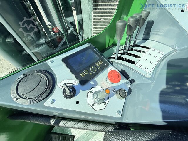 4-way forklift Combilift C4500 DIESEL TRIPLEX 4900 NEW MODEL
