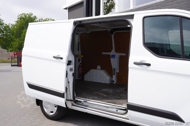 Delivery van Ford Transit Custom 2.0 TDCI EURO 6 - Airco - Cruise...