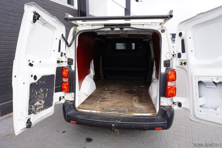 Delivery van Peugeot Expert 2.0 BlueHDI 122PK L2 EURO 6 - Airco - Na...