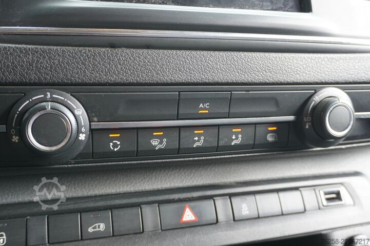 Delivery van Peugeot Expert 2.0 BlueHDI 122PK L2 EURO 6 - Airco - Na...