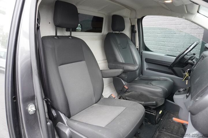 Delivery van Peugeot Expert 2.0 BlueHDI 145PK Automaat EURO 6 - Airc...