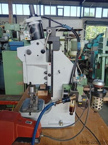 Pneumatic assembly press SCHMIDT -- 28 kN