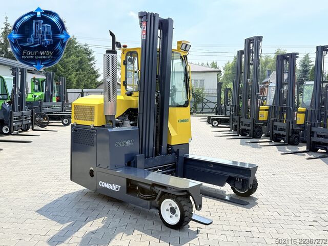 4-way forklift Combilift C3000 GAS TRIPLEX 6400 ONLY 953H CABIN