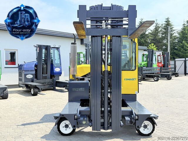4-way forklift Combilift C3000 GAS TRIPLEX 6400 ONLY 953H CABIN
