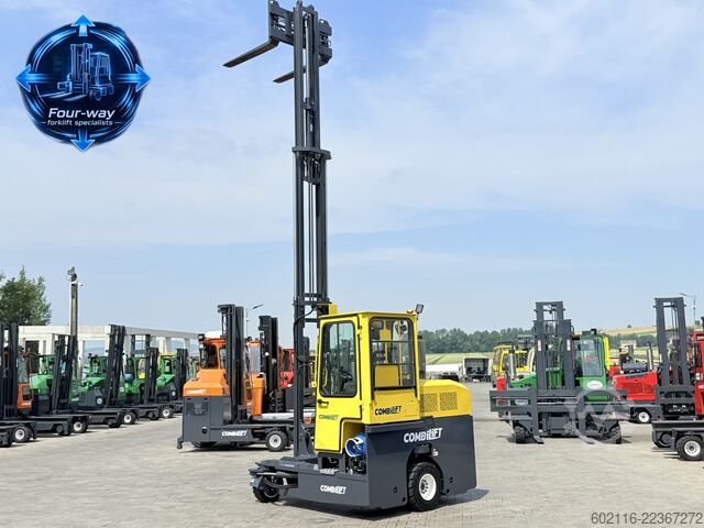 4-way forklift Combilift C3000 GAS TRIPLEX 6400 ONLY 953H CABIN