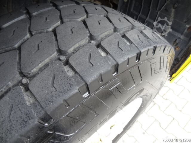 Tipper truck Iveco Trakker 450 8X4 Meiller