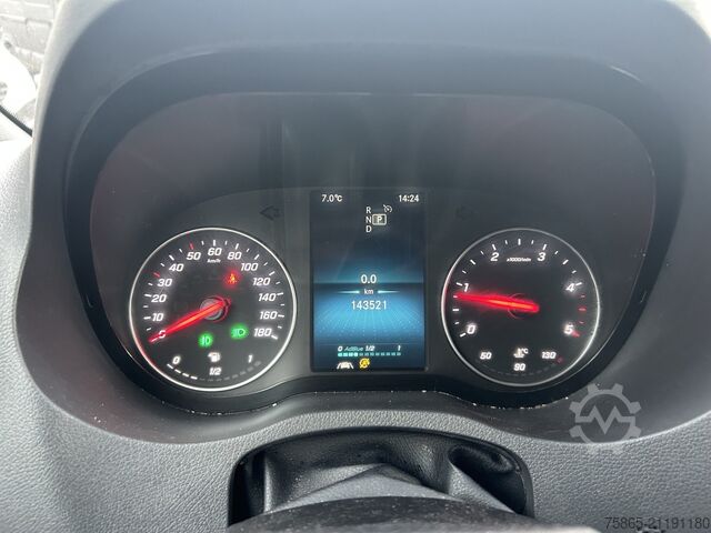 Closed box Mercedes-Benz Sprinter 317 1.9 CDI Euro 6 E / 143 dkm / Box /...