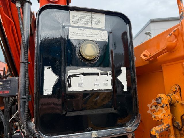 Dreiseitenkipper LKW MERCEDES-BENZ 1832 Actros 3-S.-Kipper Kran Funk Greiferst. AHK