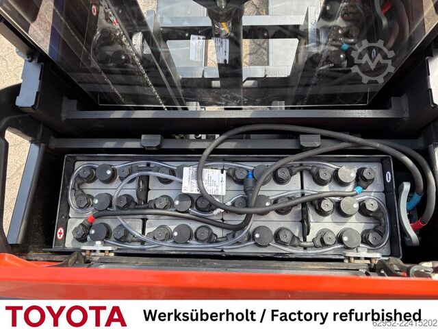 High Lift stacker Toyota SPE 120 L / Akku überh.!