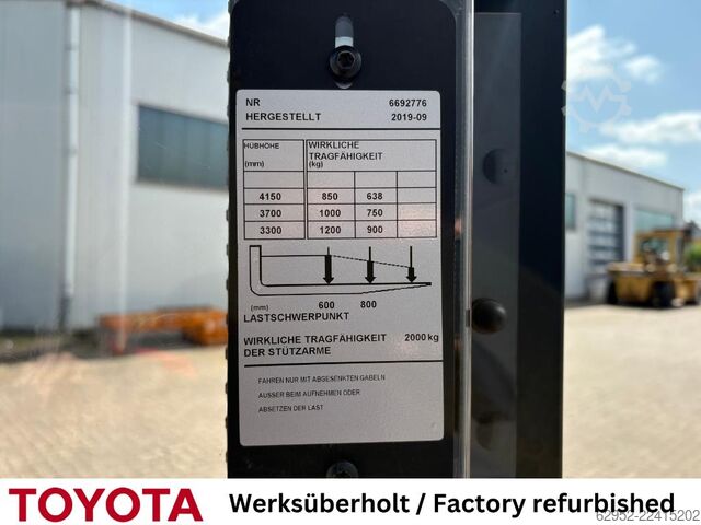 High Lift stacker Toyota SPE 120 L / Akku überh.!