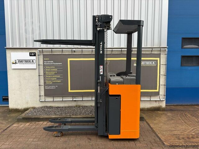 Elektrischer Niederhubstapler Still mit Initialhub STILL SV16