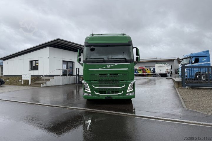 Standard tractor unit Volvo FH-460 4x2T Retarder / Swiss-Vehicle