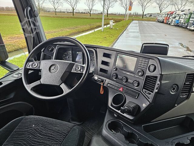 Refrigerated/frozen transport MERCEDES-BENZ ANTOS 1824 CARRIER TAILLIFT