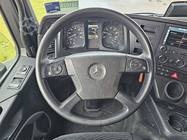 Refrigerated/frozen transport MERCEDES-BENZ ANTOS 1824 CARRIER TAILLIFT