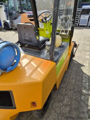 CLARK forklift GPM 30L load capacity 3000 CLARK GPM 30L