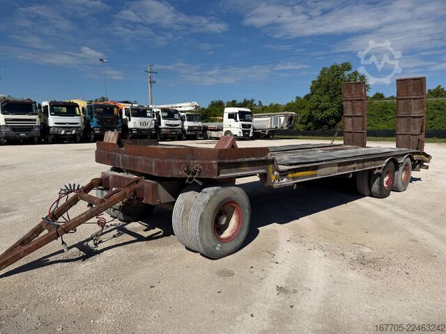 Lowbed semitrailer for transportation of construction machinery CTC RP26S