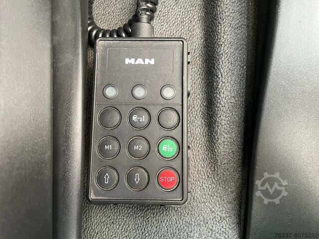 Box MAN TGL 10.220 Doka Möbelkoffer Umzug Fahrzeug Kunsttransportfahrzeug