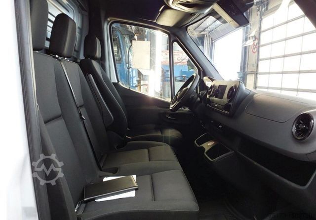 High top van MERCEDES-BENZ Sprinter III Kasten RWD 317 CDI 9G-TRONIC Navi