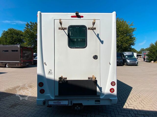 Livestock transporter RENAULT Theault Proteo   5 Sitzer  Haras / Hengste