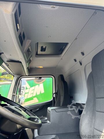 Transporter mit Koffer MERCEDES-BENZ ATEGO 818 L / LBW / KAMERA / 4.45 m KOFFER