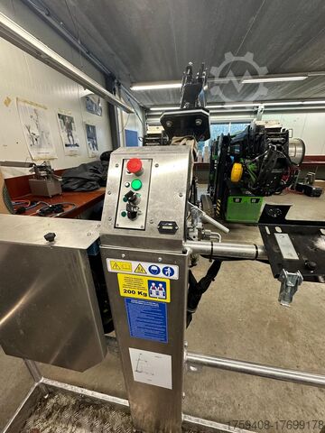 Kran BG-Lift M250 LI-ION