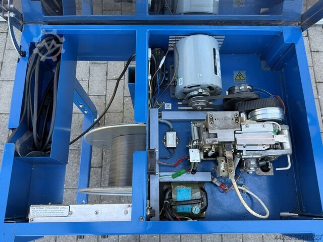 Brüninghaus F20-E strapping machine BRüNNINGHAUS F20-E