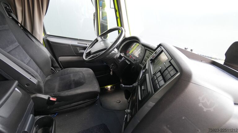 Standard-SZM Iveco Stralis 460 CNG gas tractor unit